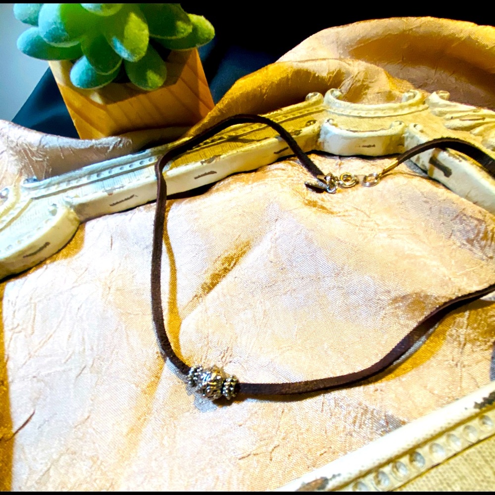 File’ Natif handmade original 17” leather Choker